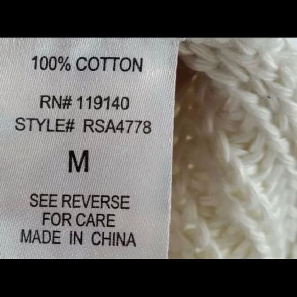 Purple Snow (Anthropologie) M Cream Zippered Front Sweater With Hoodie Fringe - Picture 4 of 5